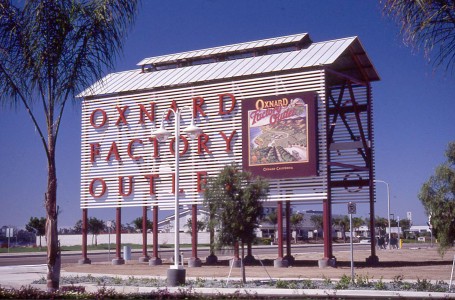 oxnard-factory-outlet-1